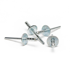 Rivet aveugle de multi serrage